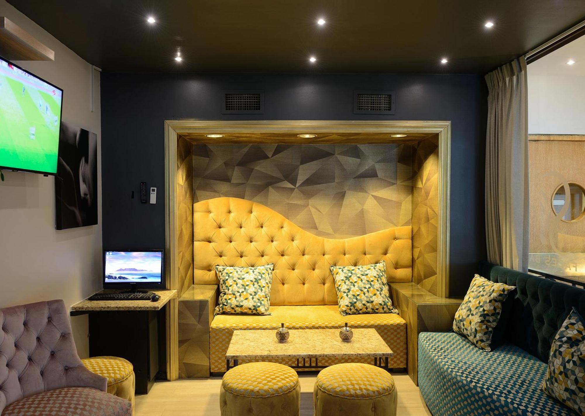 เดอะ เพนินซูลา ออล สวีท โฮเต็ล Hotel เคปทาวน์ ภายนอก รูปภาพ